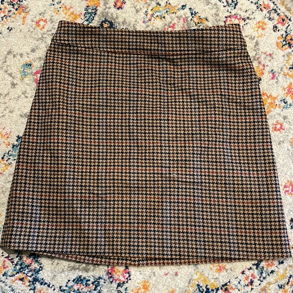 EUC J Crew Factory Wool houndstooth skirt